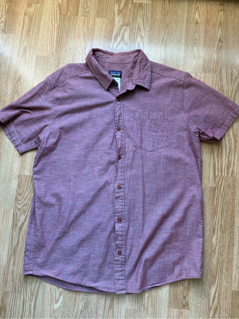 Patagonia organic cotton polo button down shirt men size L